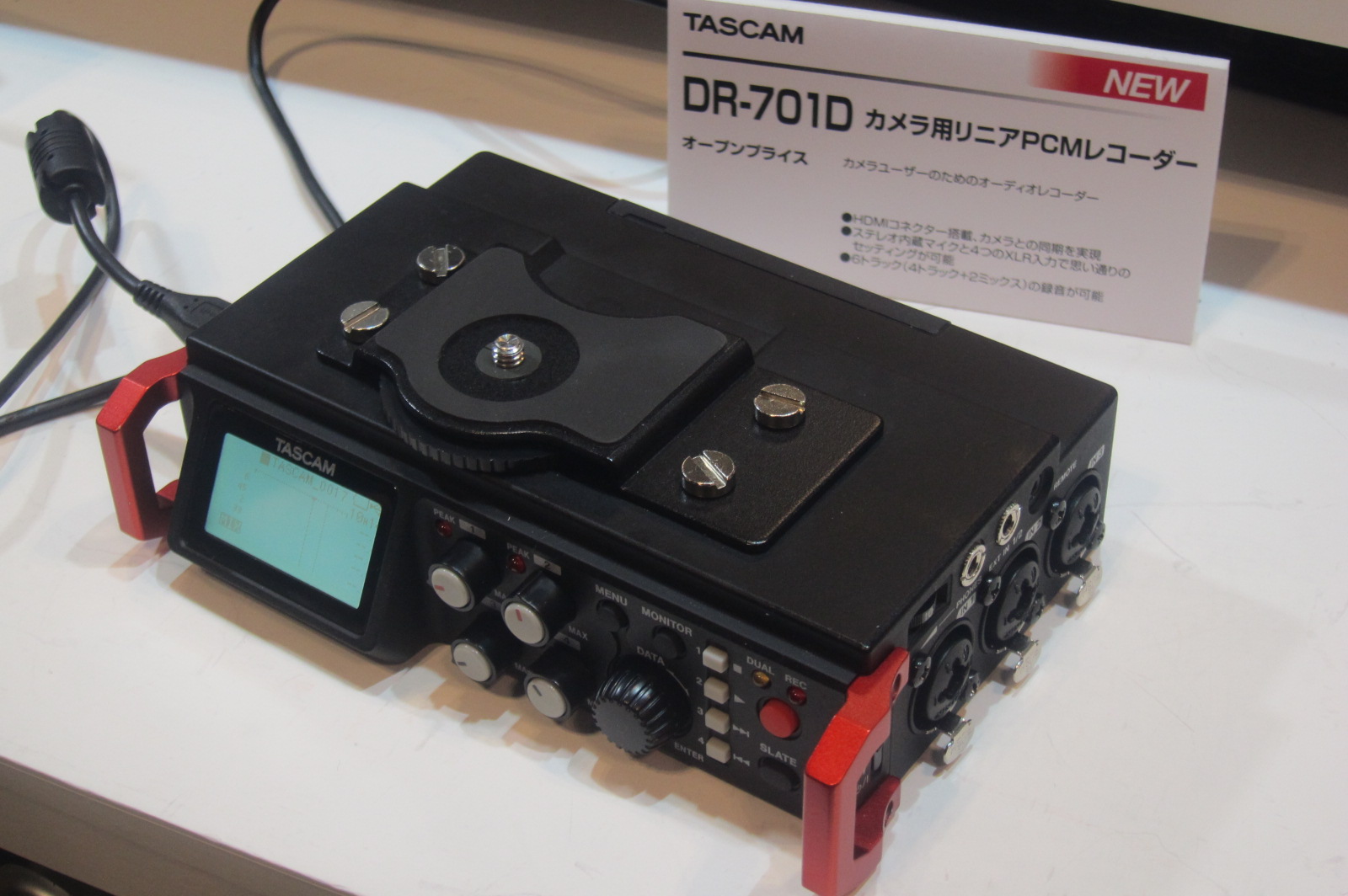人気絶頂 スターロードTASCAM リニアPCMレコーダー デジタル一眼レフカメラ用 DR-701D