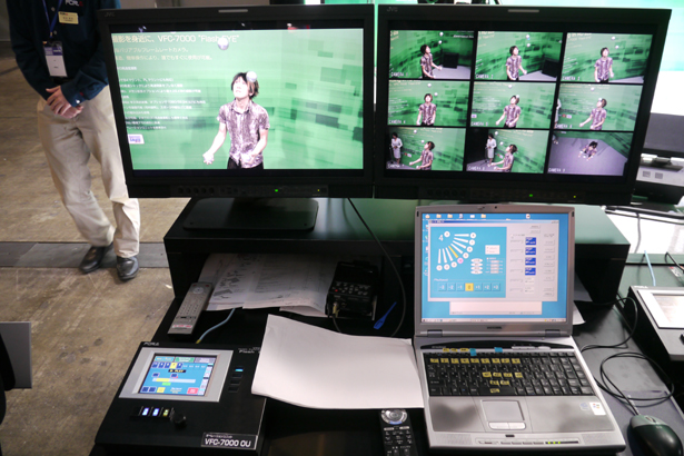 fora_interbee2011_02.jpg