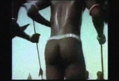 【Views】671『Party”HOMETOWN”2019 /E.O.U – Space Disco (Official Music Video)』3分3秒〜斬新なオープニングでド肝を抜かれる「ジャングル」がテーマの岡崎でのイベントプロモーション作品