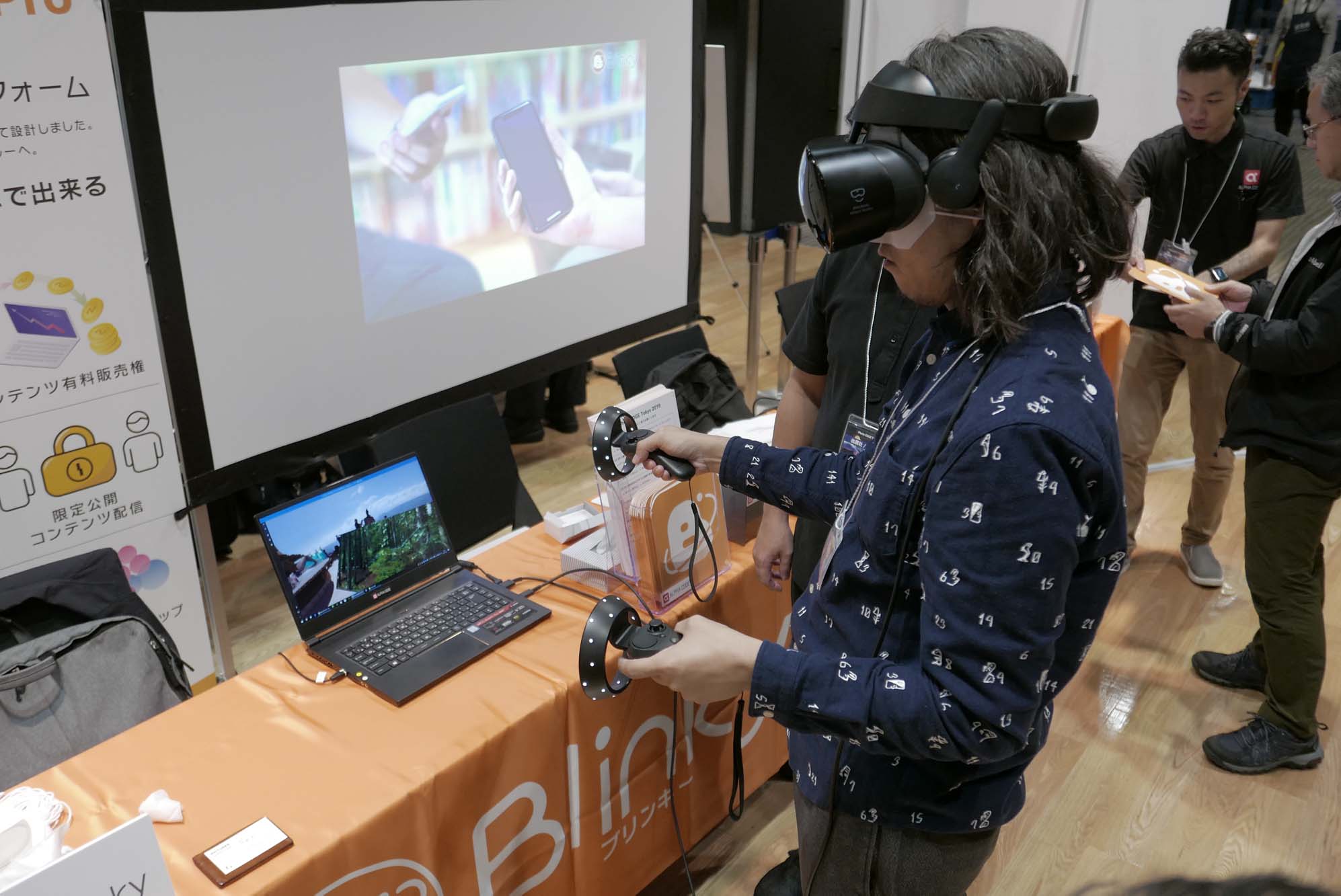 Photo Edge Tokyo2019 アルファコードブースではvr空間編集 課金プラットフォームblinkyを展示 ビデオsalon