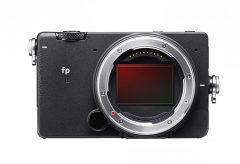 シグマ、約6100万画素フルフレームセンサー搭載ミラーレス一眼カメラ SIGMA fp Lを発表