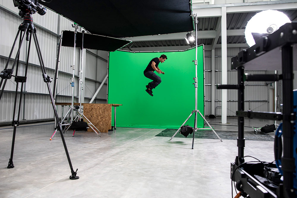 ヴァイテックイメージング、マンフロットのクロマキー背景などスタジオ用品を発売 | VIDEO SALON